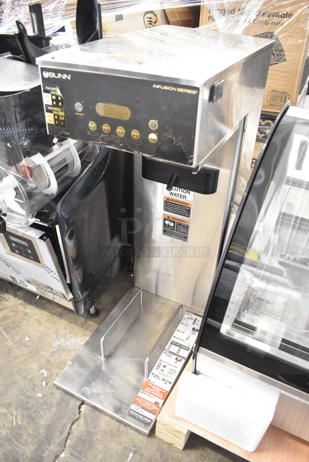 2019 Bunn IC3-DBC Stainless Steel Commercial Countertop Iced Tea Machine. 120/208 Volts, 1 Phase.  - Image 2 of 5