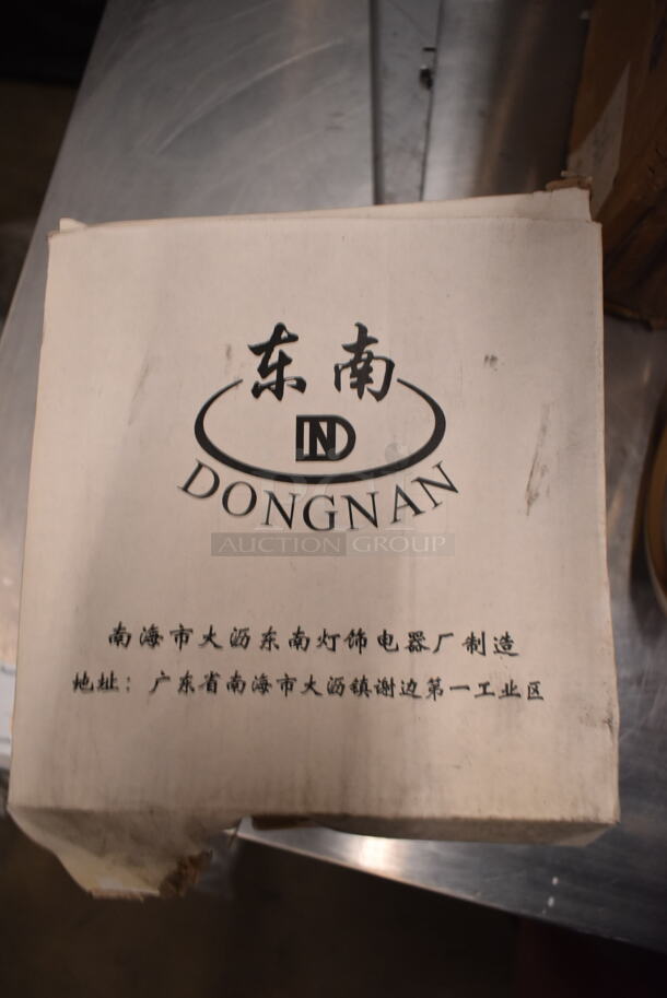 Box of 16 BRAND NEW! Dongnan MQa-Y5/40 Light Fixture. - Image 6 of 7