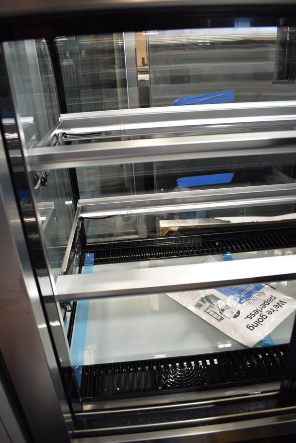 BRAND NEW SCRATCH AND DENT! Avantco 193BC72HCB Metal Commercial Floor Style Deli Display Case Merchandiser. See Pictures for Broken Glass. 110-120 Volts, 1 Phase. Tested and Working!  - Image 8 of 10