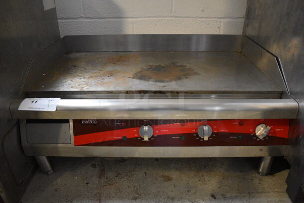 Avantco Model 177EG30N Stainless Steel Commercial Countertop Electric Powered Flat Top Griddle. 208/240 Volts. 30x21x14
