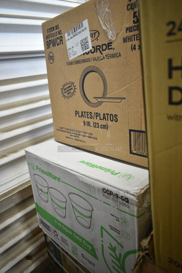 PALLET LOT of 30 BRAND NEW Boxes Including 795PTOKFT3 Choice Kraft Microwavable Folded Paper #3 Take-Out Container 7 3/4" x 5 1/2" x 2 1/2" - 200/Case, 128HD8BULK ChoiceHD 8 oz. Microwavable Translucent Plastic Deli Container - 480/Case, 2 Box 5008W Choice 8 oz Paper Hot Cups, 5 Box 502404816CL Lavex 40-45 Gallon 16 Micron 40" x 48" High Density Janitorial Can Liner / Trash Bag - 250/Case, 3 Box 128HD16BULK ChoiceHD 16 oz. Microwavable Translucent Plastic Deli Container - 480/Case, 128HD12COMBO ChoiceHD 12 oz. Microwavable Translucent Plastic Deli Container and Lid Combo Pack - 240/Case, 127CH24 Choice 24 oz. Clear RPET Hinged Deli Container - 200/Case, 500CFT Lavex White C-Fold Standard Weight Towel - 2400/Case, QHXR050 Tuxton Ramekins, 395RP07 EcoChoice Compostable Sugarcane / Bagasse 7" Plate - 1000/Case, 9PWCR Dart Plates, CCP-9-SQ 9 oz Squat Cold Cups, 2 Box 394EN502M Noble Products Powder-Free Disposable Blue Exam Grade Nitrile 4 Mil Thick Textured Gloves - Medium - 1000/Case, 966UPWIDEKFT 2-Ply Wide Interfold 6 1/2" x 8 1/2" Dispenser Napkin, Choice 16 oz Cups. 30 Times Your Bid! - Image 11 of 12