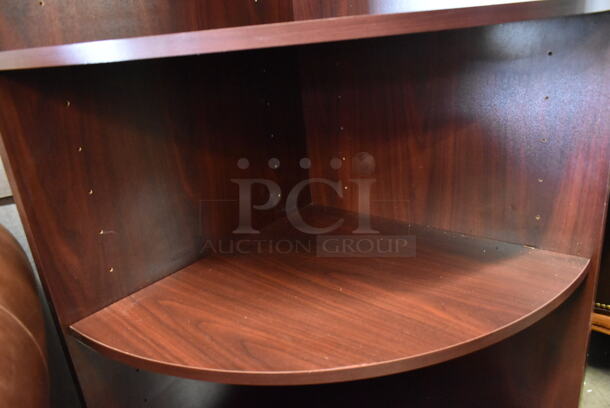Wood Pattern Corner Bookshelf. - Image 4 of 5