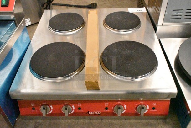 BRAND NEW SCRATCH AND DENT! Avantco 177CER400 4-Burner Solid French-Style Countertop Electric Range. 240 Volts, 1 Phase.  - Image 2 of 6