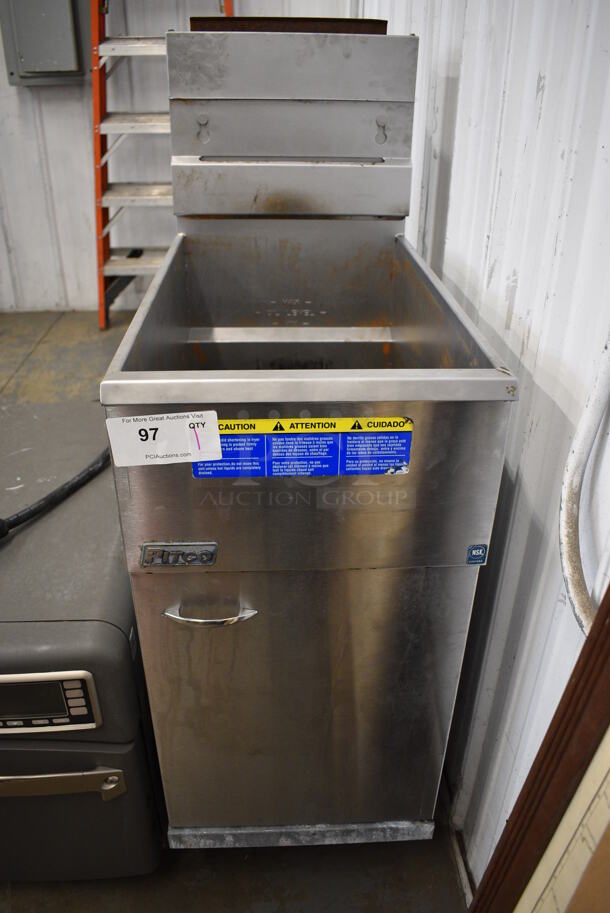 2018 Pitco Frialator Model 40D Stainless Steel Commercial Floor Style Natural Gas Powered Deep Fat Fryer. 115,000 BTU. 15.5x30x48