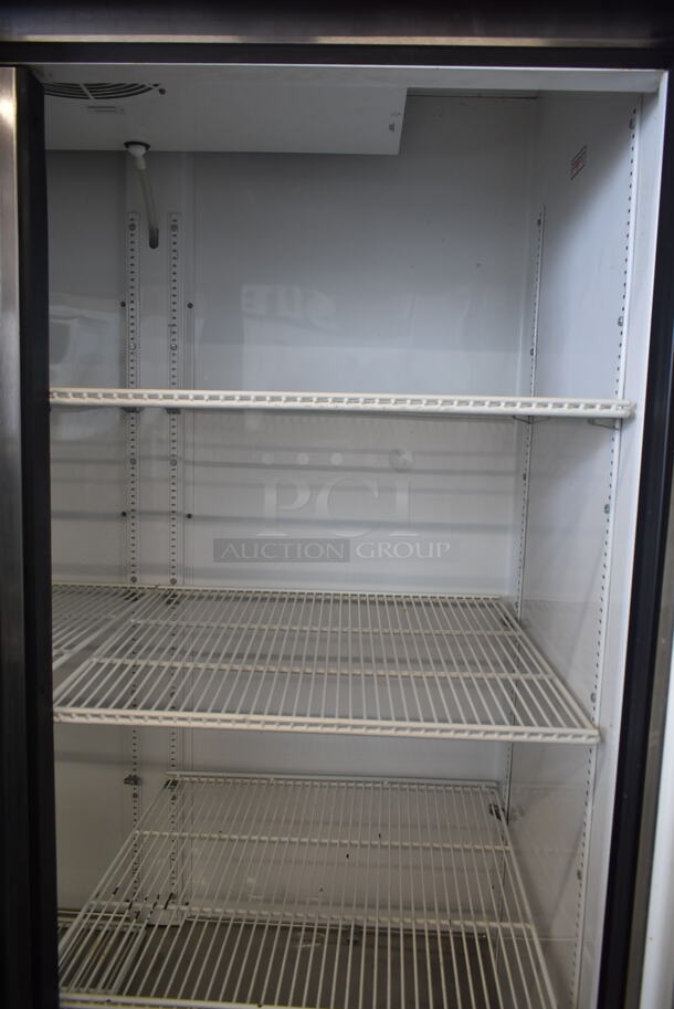 True GDM-49 ENERGY STAR Metal Commercial 2 Door Reach In Cooler Merchandiser w/ Poly Coated Racks. 115 Volts, 1 Phase. Tested and Powers On But Does Not Get Cold - Image 9 of 11