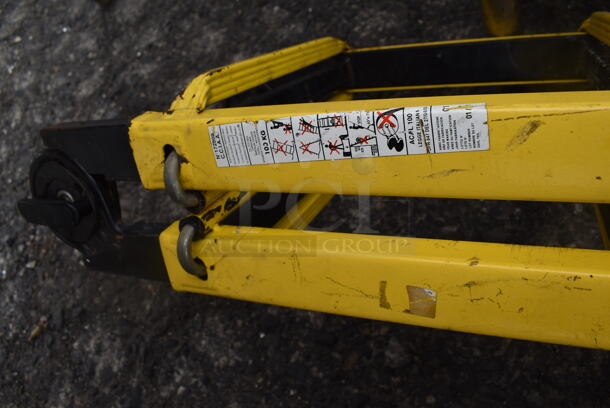 Yellow and Black Metal Ladder. 20x7x45 - Image 4 of 5