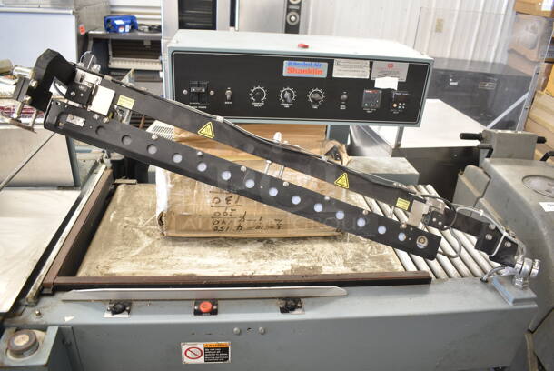 Shanklin S24BL Metal Commercial Floor Style Heat Sealer. 208 Volts, 1 Phase.  - Image 4 of 11
