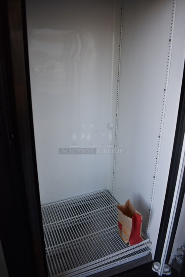 True Model GDM-72 Metal Commercial 3 Glass Door Reach In Cooler Merchandiser w/ Poly Coated Racks. 115 Volts, 1 Phase. 78x30x77. Tested and Working! - Image 5 of 6
