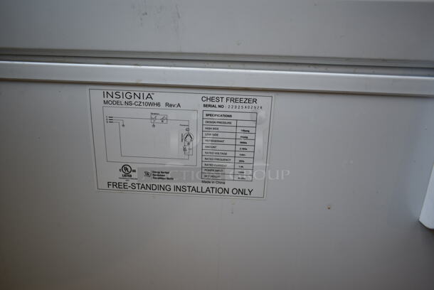 Insignia NS-CZ10WH6 Metal Chest Freezer. 115 Volts, 1 Phase. Tested and Working! - Image 5 of 6