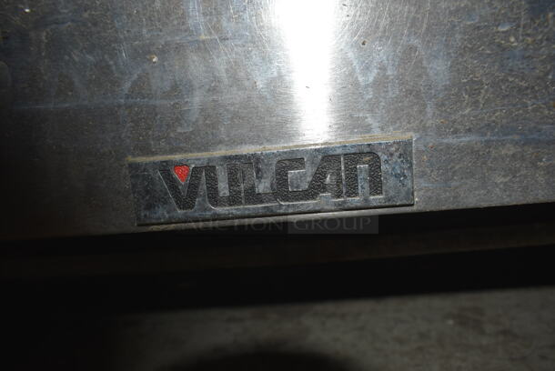 Vulcan Stainless Steel Commercial Countertop Natural Gas Powered Charbroiler Grill. - Image 5 of 5