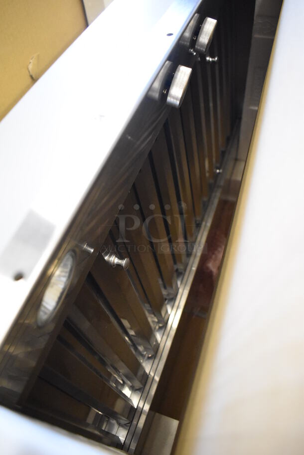 BRAND NEW SCRATCH AND DENT! Best CPDI362SB Stainless Steel 36" Range Hood. Stock Picture Used For Gallery Picture. - Image 4 of 8