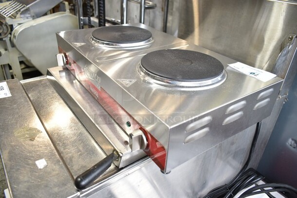 BRAND NEW SCRATCH AND DENT! Avantco 177EB202SBSA Double Burner Solid Top Stainless Steel Portable Electric Side-by-Side Hot Plate. 120 Volts, 1 Phase.  - Image 4 of 5
