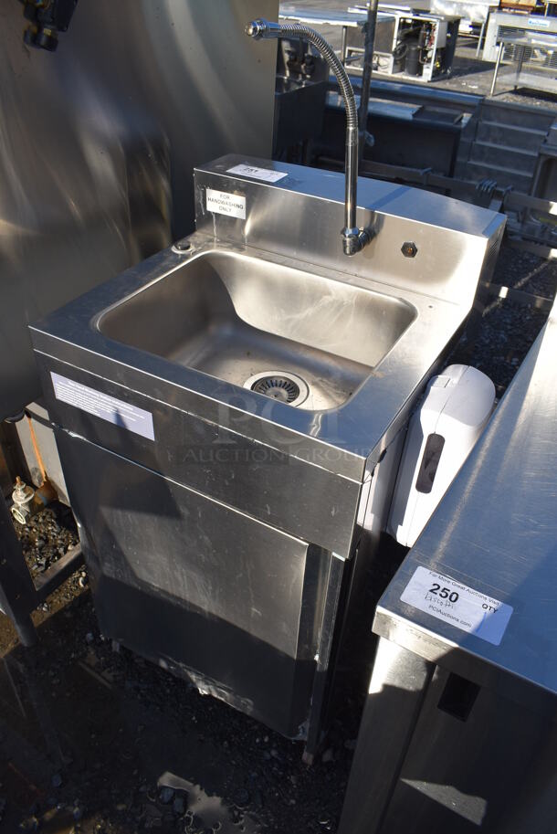 Stainless Steel Single Bay Sink. 21.5x21.5x40 - Image 2 of 5
