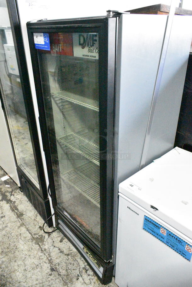 True GDM-12-LD ENERGY STAR Metal Commercial Single Door Reach In Cooler Merchandiser w/ Poly Coated Racks. 115 Volts, 1 Phase. Cannot Test Due To Damaged Plug - Image 2 of 5