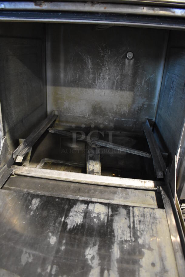 Hobart LX30H Stainless Steel Commercial Undercounter Dishwasher. 120-240 Volts, 1 Phase. 24x25x34 - Image 5 of 5