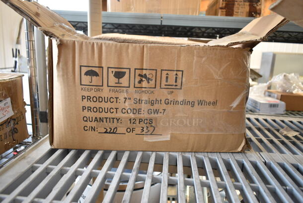 50 SHARPENED Stainless Steel Knives Including Fillet Knives. 50 Times Your Bid!  - Image 3 of 5