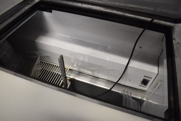 2011 True TSSU-72-30M-B-ST Stainless Steel Commercial Pizza Prep Table on Commercial Casters. 115 Volts, 1 Phase. 72x34x38. Tested and Working! - Image 4 of 9