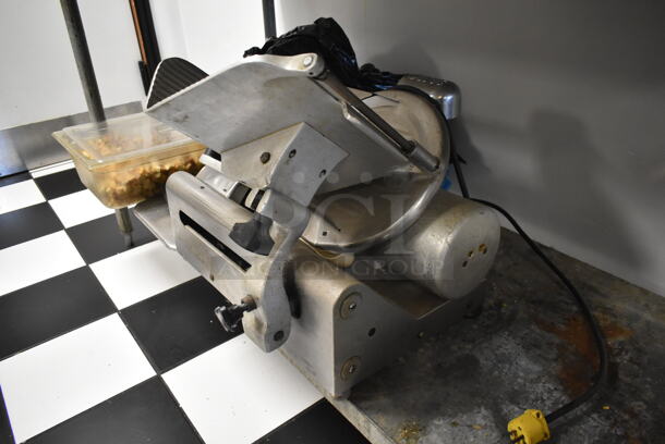 Globe 500 Stainless Steel Commercial Countertop Automatic Meat Slicer w/ Blade Sharpener. 115 Volts, 1 Phase. Tested and Working! (kitchen #2) - Image 3 of 8