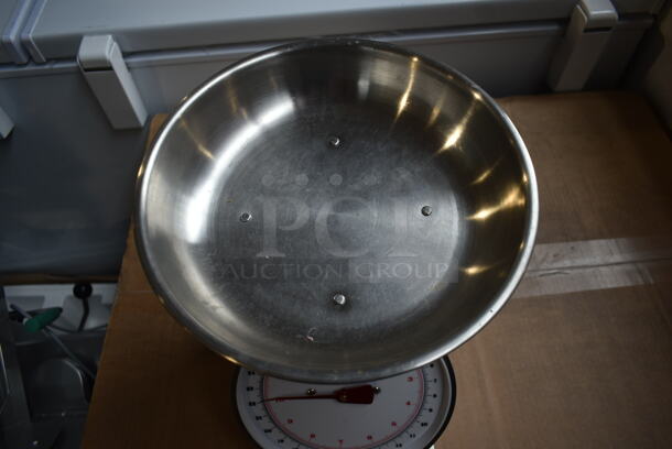 Marco SW10211 Metal Countertop 30 Pound Capacity Food Portioning Scale. - Image 2 of 4
