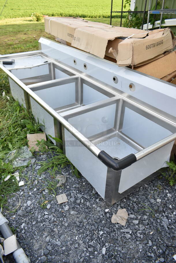 BRAND NEW SCRATCH AND DENT! Regency 600S3242418L Stainless Steel Commercial 3 Bay Sink w/ Left Side Drain Board. Bay 24x24x14. Drain Board 16x25.5 - Image 2 of 7