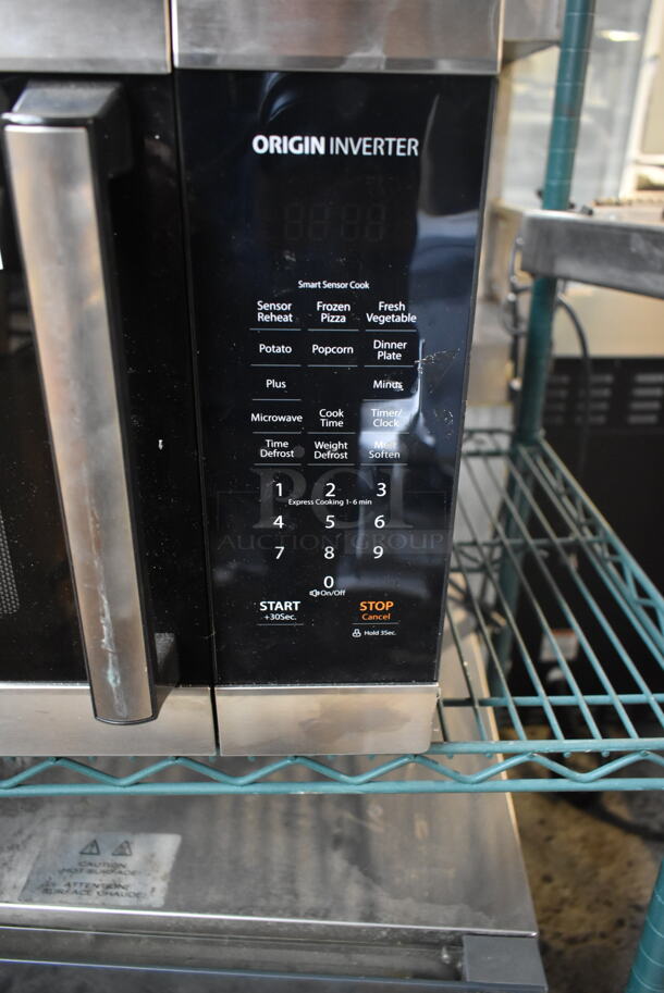 2023 Toshiba WSI-EM22AST Stainless Steel Countertop Microwave Oven. 120 Volts, 1 Phase.  - Image 3 of 5