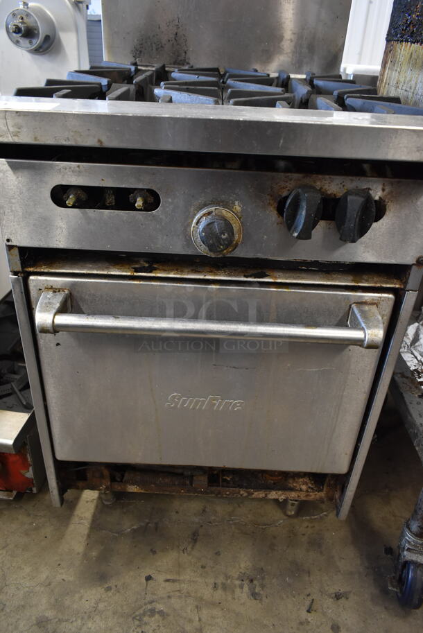 Garland SunFire X24-4L Stainless Steel Commercial Natural Gas Powered 4 Burner Range w/ Oven, Over Shelf and Back Splash. - Image 4 of 9