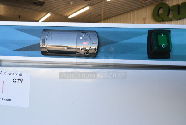 BRAND NEW SCRATCH AND DENT! KoolMore KM-RMD20WH 20 Cu. Ft. Commercial Reach in Refrigerator. 115 Volts, 1 Phase. Tested and Working! - Image 3 of 7