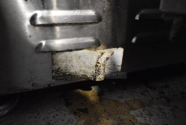 Stainless Steel Commercial Countertop Electric Powered Flat Top Griddle. 115 Volts, 1 Phase. - Image 4 of 5