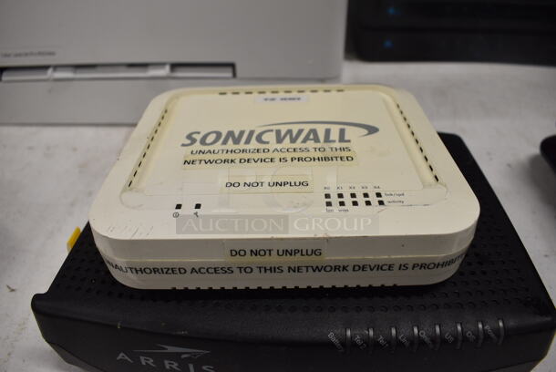 3 Various Items; Arris Router, Sonicwall and  Aruba. Includes 9.5x7x2. 3 Times Your Bid! - Image 4 of 5