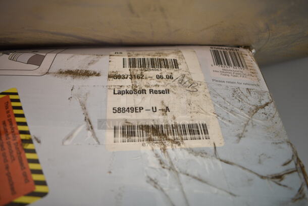 IN ORIGINAL BOX! Intex 58849EP Water Slide - Image 3 of 4