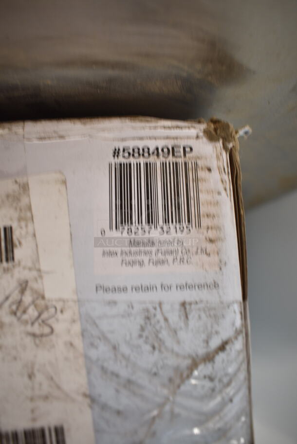 IN ORIGINAL BOX! Intex 58849EP Water Slide - Image 4 of 4