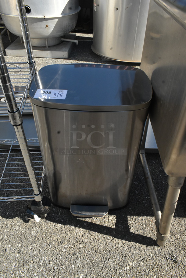 Stainless Steel Trash Can w/ Foot Pedal. 