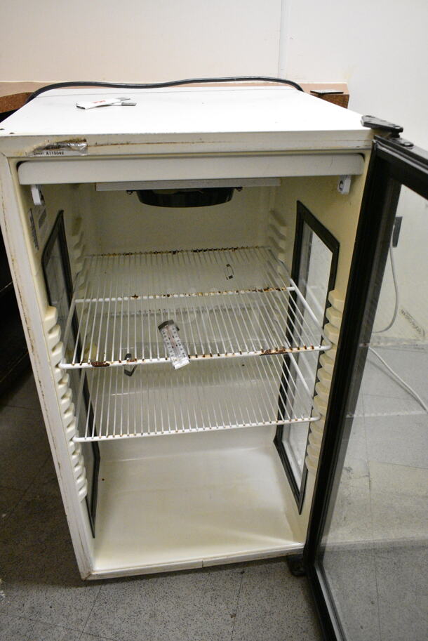 QBD DC7HG Metal Mini Cooler Merchandiser. 115 Volts, 1 Phase. This Unit Was In Working Condition When the Restaurant Closed. (kitchen entryway) - Image 2 of 5