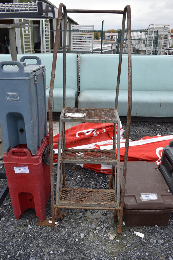 Metal 3 Step Ladder on Commercial Casters. 19x23x60 - Image 1 of 5