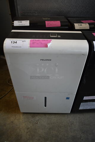 Pelonis PAD40C1AWT 40 Pint Dehumidifier. 115 Volts, 1 Phase.