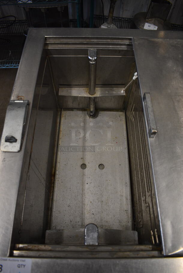 Shelleymatic N860SSP Stainless Steel Commercial Refrigerated Beverage Transport Unit on Commercial Casters. 115 Volts, 1 Phase. 44x30x36.5. Tested and Does Not Power On - Image 4 of 10