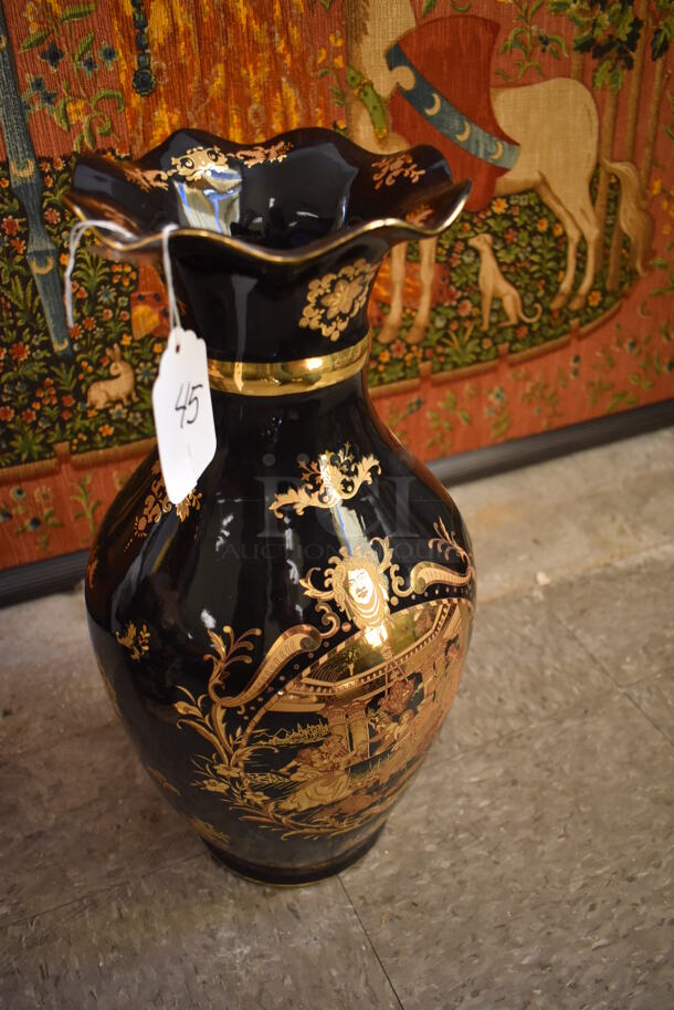 VINTAGE Victorian LF Porcelain Limoges Black and Gold Vase. - Image 4 of 6