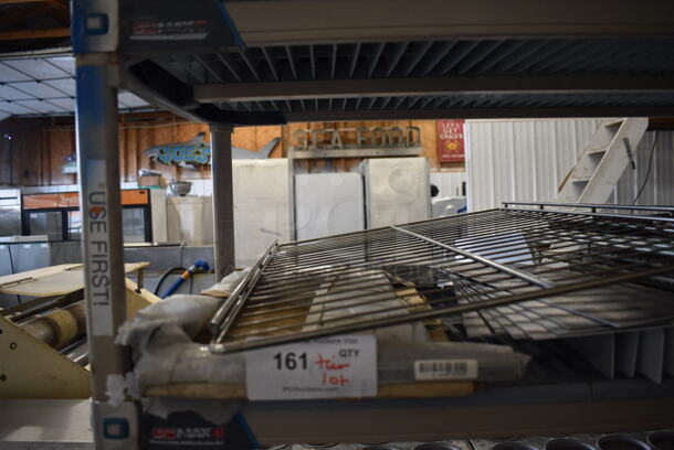 ALL ONE MONEY! Tier Lot of Various Poly Items Including Racks - Image 2 of 6