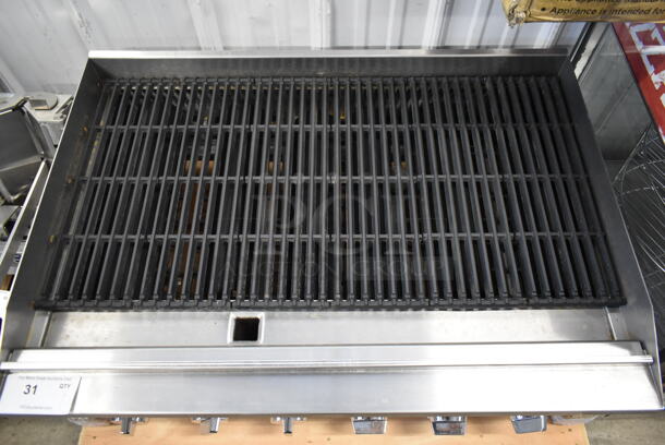 BRAND NEW SCRATCH AND DENT! Vollrath CBL90362 Stainless Steel Commercial Countertop Natural Gas Powered Charbroiler Grill. - Image 4 of 11