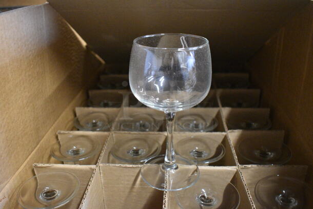 24 BRAND NEW IN BOX! Arcoroc Excalibur Wine Glasses. 3.5x3.5x7. 24 Times Your Bid!
