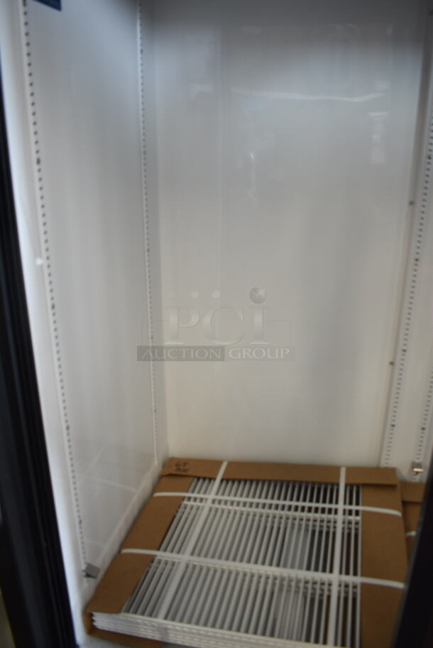 BRAND NEW SCRATCH AND DENT! 2024 True GDM-69-HC-LD Metal Commercial 3 Door Reach In Cooler Merchandiser w/ Poly Coated Racks. Missing Center Door. 115 Volts, 1 Phase. Tested and Working! - Image 7 of 9