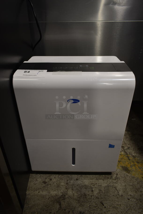 BRAND NEW SCRATCH AND DENT! Whynter RPD-451DW Elite Energy Star 45 Pint Portable Dehumidifier. 115 Volts, 1 Phase. Tested and Working! - Image 1 of 4