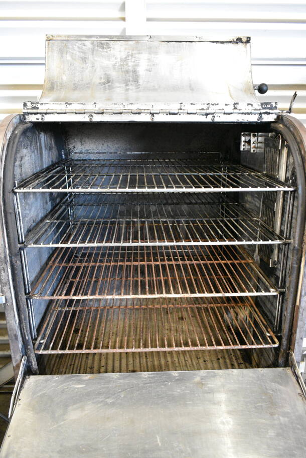 Ole Hickory C70-SR Stainless Steel Commercial Floor Style Natural Gas Powered Smoker. - Image 4 of 9