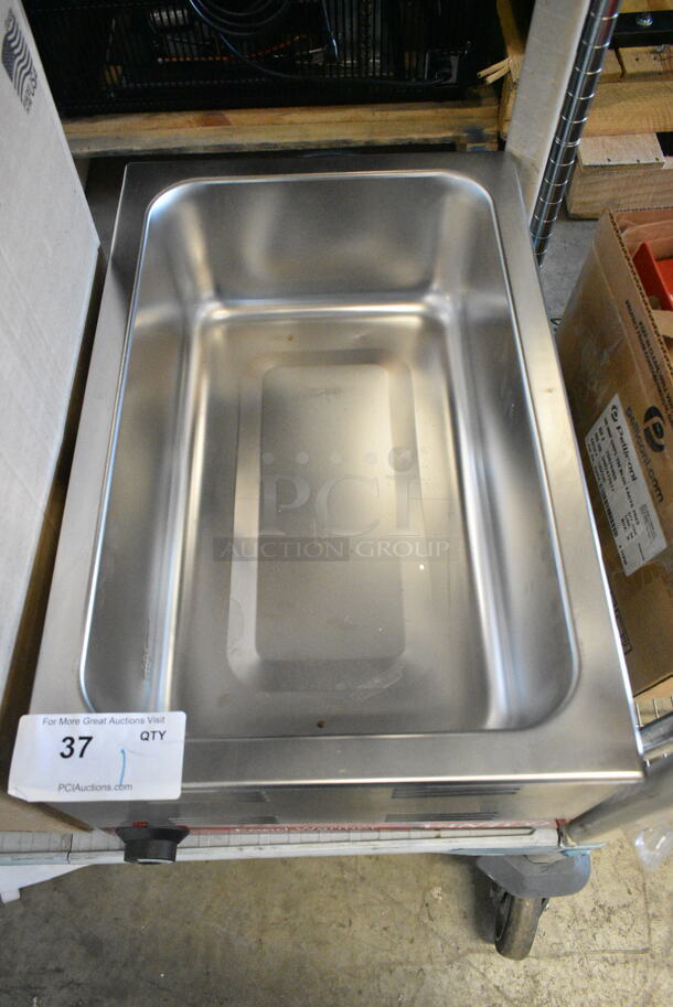 BRAND NEW SCRATCH AND DENT! 2024 Avantco 177W50 Stainless Steel 12" x 20" Full Size Electric Countertop Food Warmer. 120 Volts, 1 Phase. Tested and Working! - Image 4 of 5