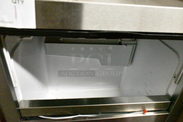 Deco Chef DCCIMMSLV Stainless Steel Ice Maker. 115 Volts, 1 Phase.  - Image 4 of 7