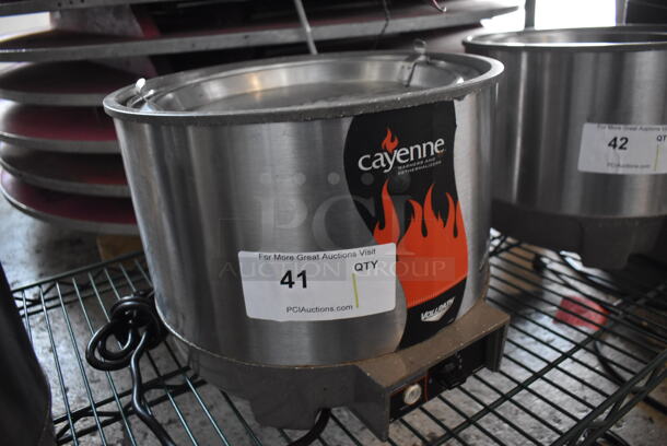 Vollrath Cayenne HS-11 Stainless Steel Commercial Countertop Soup Kettle Food Warmer w/ Lid. Does Not Have Drop In. 120 Volts, 1 Phase. Tested and Working! - Image 2 of 6