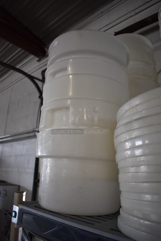 ALL ONE MONEY! Tier Lot of Various Poly Bins and Lids - Image 4 of 5