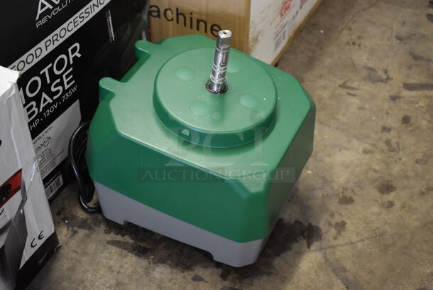 IN ORIGINAL BOX! Ava Mix VC60CN Metal Commercial Countertop Food Processor Base. 120 Volts, 1 Phase. 10x11.5x14. Tested and Does Not Power On - Image 3 of 10