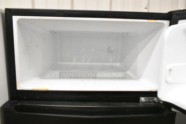 Galanz GL31BK Metal Mini Cooler w/ Freezer. 115 Volts, 1 Phase. Tested and Powers On But Does Not Get Cold - Image 2 of 6