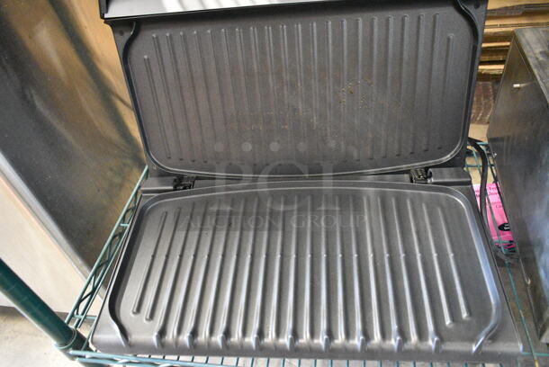 George Foreman GRV160S Metal Countertop Lean Mean Grilling Machine. 120 Volts, 1 Phase. Tested and Working! - Image 2 of 4